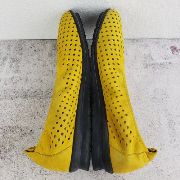 Arche Lilly Perforated Ballet Flats Comfort Shoes Curry Yellow Nubuck Leather 40